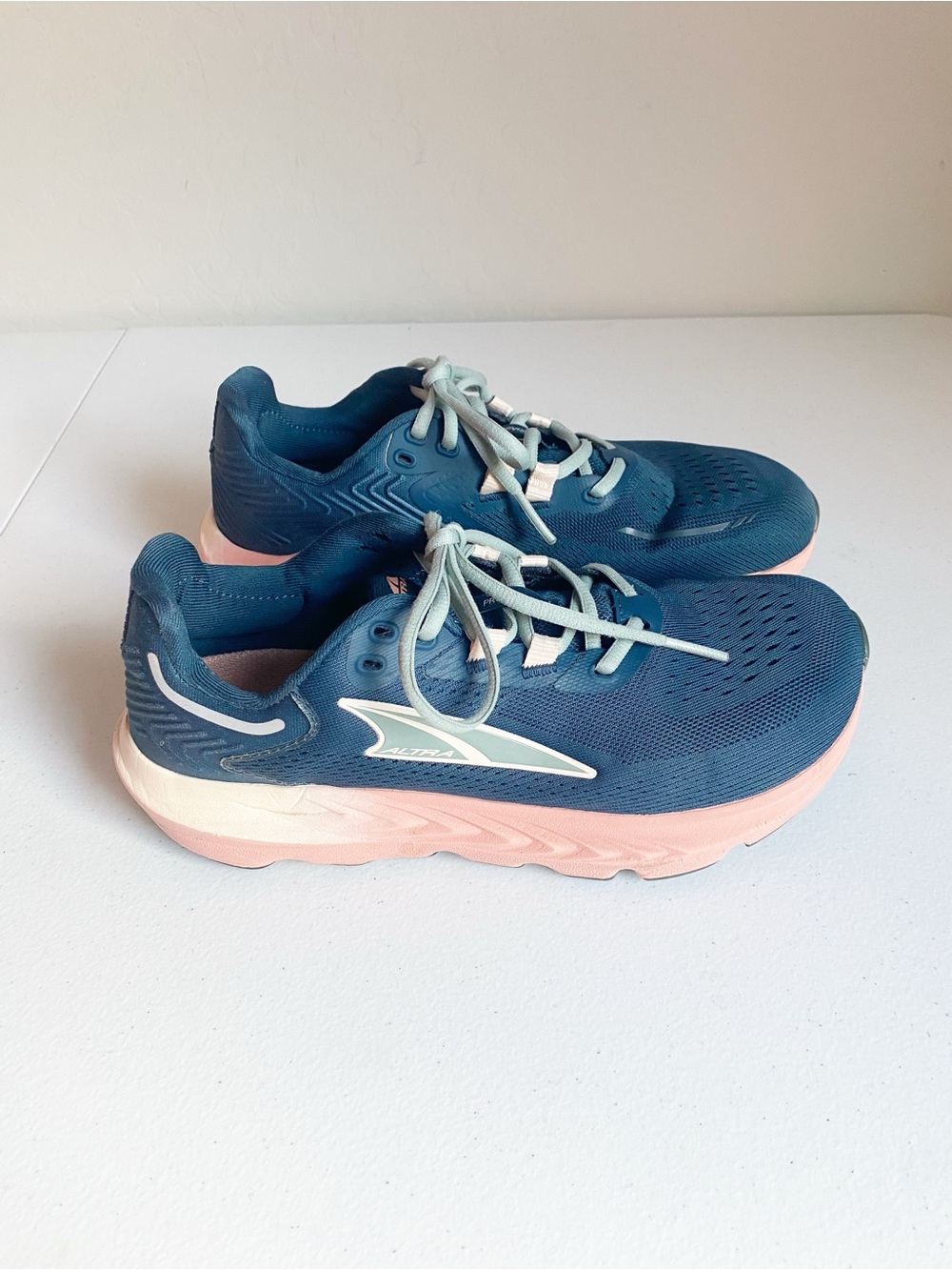 Altra Provision 7 Road Running Shoes in Deep Teal/Pink Size 8.5